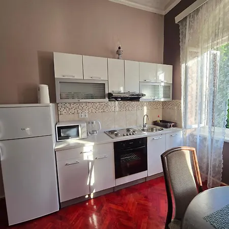 Apartman Prvi Red Do Mora Crikvenica Exterior photo