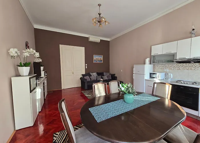Apartman Prvi Red Do Mora